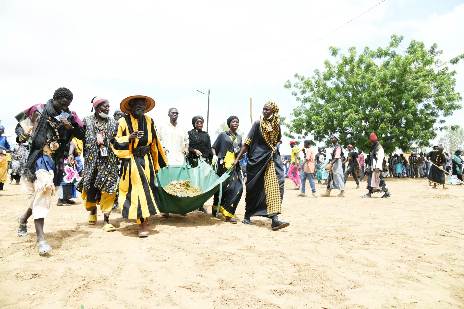 TOUBA : LES BAYE FALL LANCENT UNE GRANDE OPÉRATION « SET SETAL » ET APPELLENT À UNE MOBILISATION GÉNÉRALE