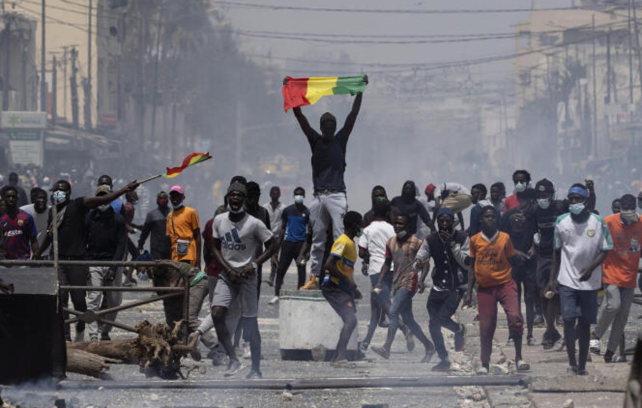 Sénégal : les premières inculpations dans les violences de 2021-2024