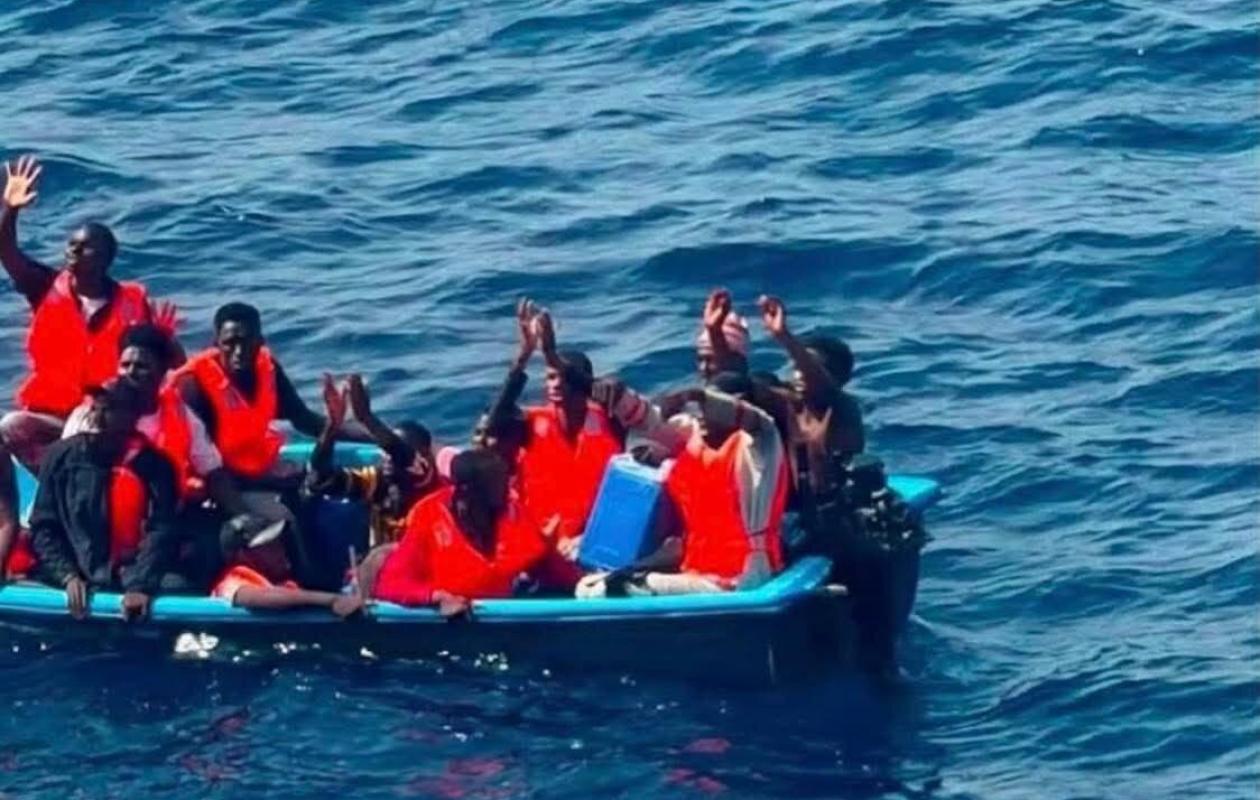 Une pirogue avec 48 migrants sénégalais atteint les Canaries après huit jours en mer